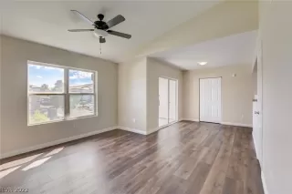 Photo #2: 2436552 Listing