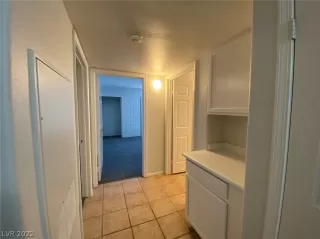 Photo #6: 2436583 Listing 