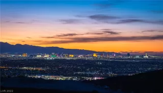 Photo #2: 2436601 Listing