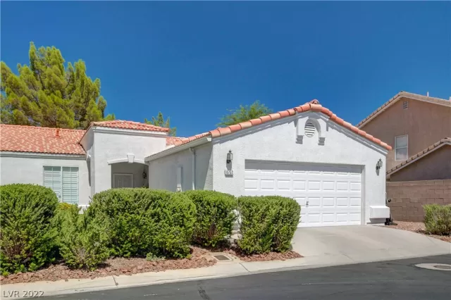 MLS: 2436603 Condo For Sale