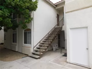 Photo #1: 2436608 Listing 