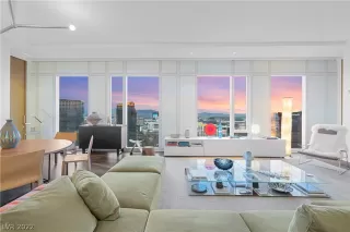 Photo #2: 2436642 Listing 