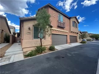 Photo #1: 2436720 Listing 