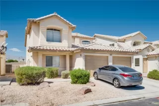 Photo #1: 2436756 Listing 