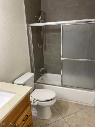 Photo #5: 2436824 Listing 