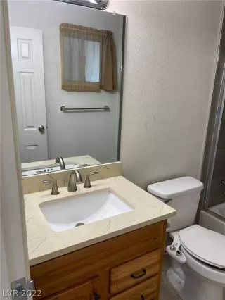 Photo #6: 2436824 Listing 