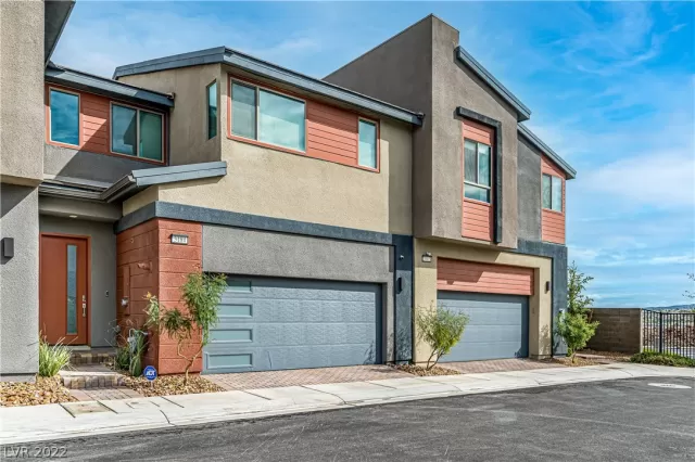 MLS: 2436898 Condo For Sale
