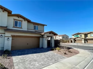 Photo #1: 2436979 Listing 