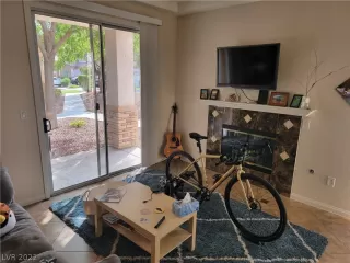 Photo #2: 2436988 Listing 