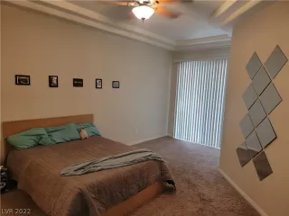 Photo #5: 2436988 Listing 