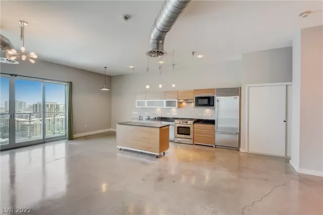 MLS: 2437004 Condo For Sale