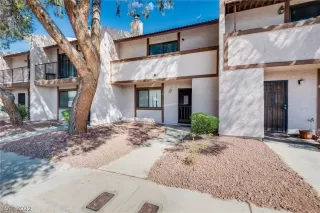 Photo #2: 2437098 Listing