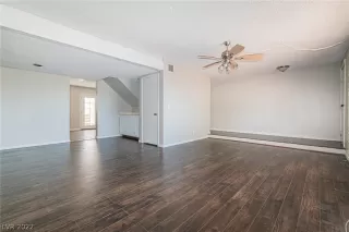 Photo #5: 2437106 Listing 