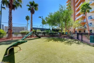 Photo #6: 2437119 Listing 