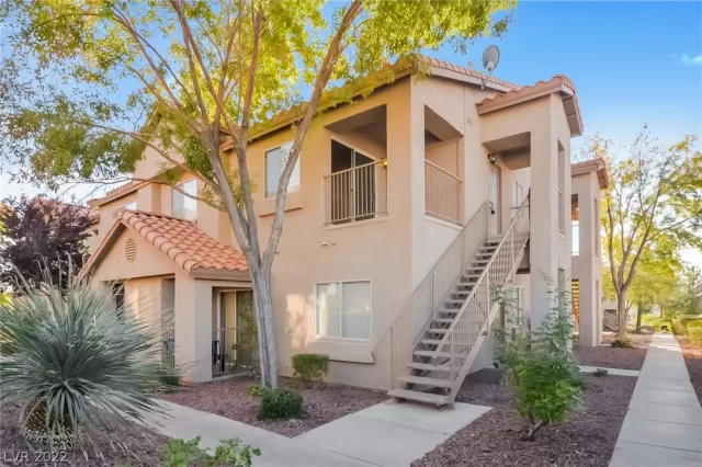 MLS: 2437190 Condo For Sale