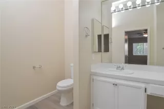 Photo #5: 2437190 Listing 