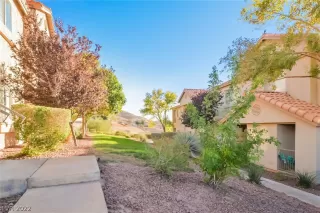 Photo #6: 2437190 Listing 