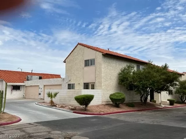 MLS: 2437206 Condo For Sale