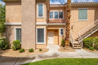 Photo #2: 2437219 Listing