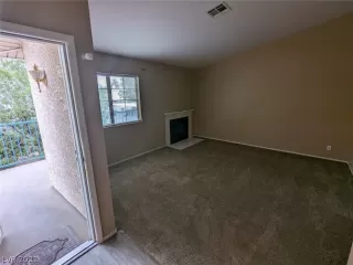 Photo #3: 2437225 Listing 