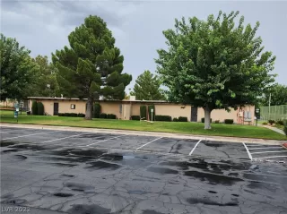 Photo #2: 2437234 Listing