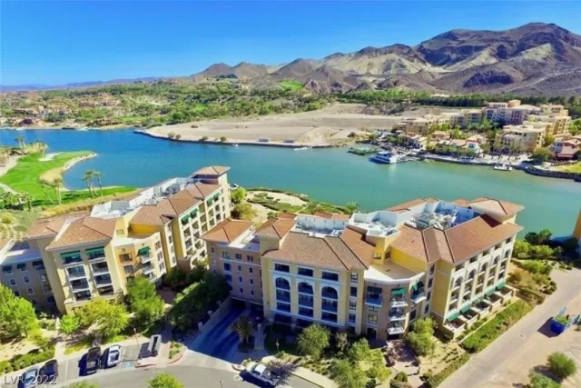 MLS: 2437287 Condo For Sale