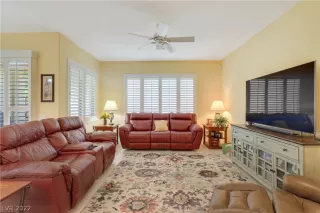 Photo #6: 2437300 Listing