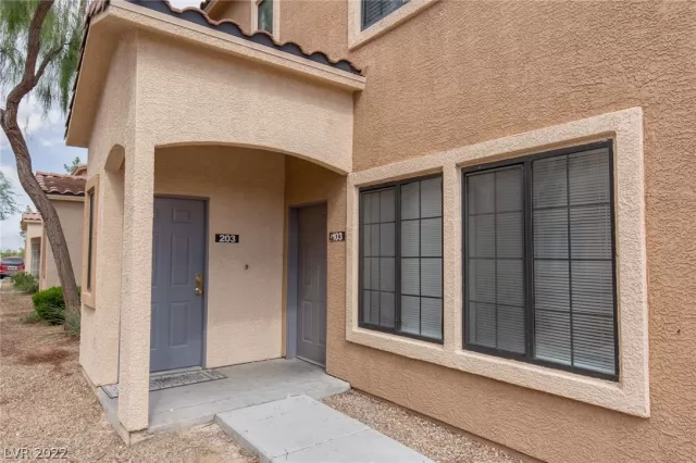 MLS: 2437317 Condo For Sale