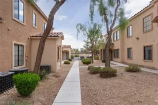 Photo #1: 2437317 Listing 