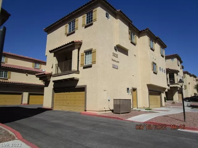 MLS: 2437389 Condo For Sale