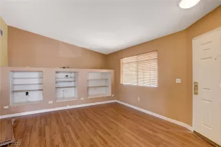 Photo #2: 2437436 Listing