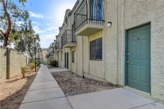 Photo #1: 2437457 Listing 