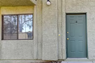 Photo #3: 2437457 Listing 