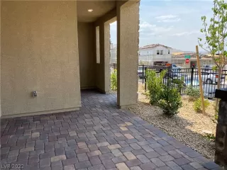 Photo #2: 2437545 Listing 