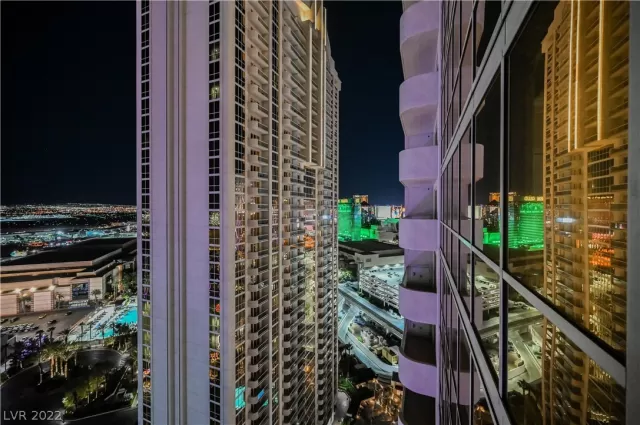 MLS: 2437605 Condo For Sale