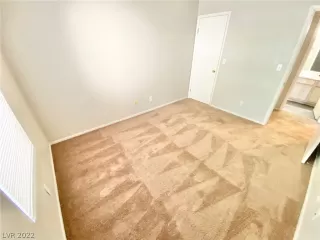 Photo #6: 2437628 Listing 