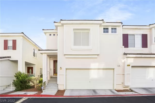 MLS: 2437700 Condo For Sale