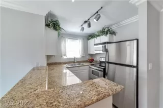 Photo #6: 2437724 Listing 