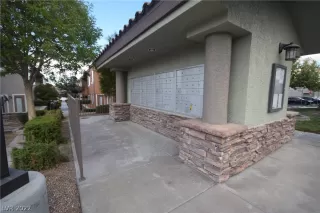 Photo #2: 2437728 Listing