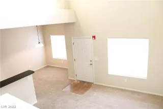 Photo #3: 2437728 Listing