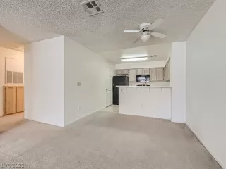 Photo #2: 2437732 Listing