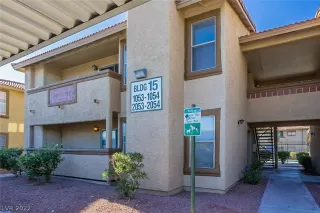 Photo #4: 2437764 Listing