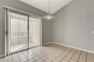 Photo #6: 2437798 Listing 