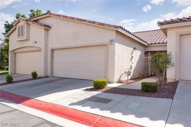 MLS: 2437799 Condo For Sale