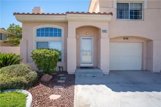 Photo #6: 2437815 Listing 