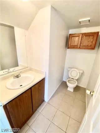 Photo #6: 2437822 Listing