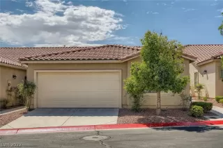 Photo #1: 2437850 Listing 