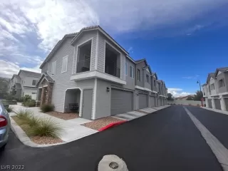 Photo #1: 2437854 Listing
