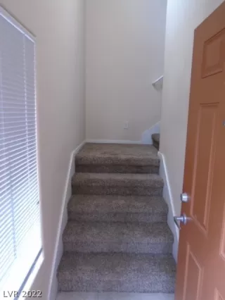 Photo #2: 2437896 Listing 