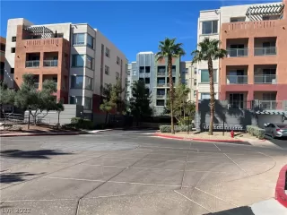 Photo #3: 2437911 Listing 